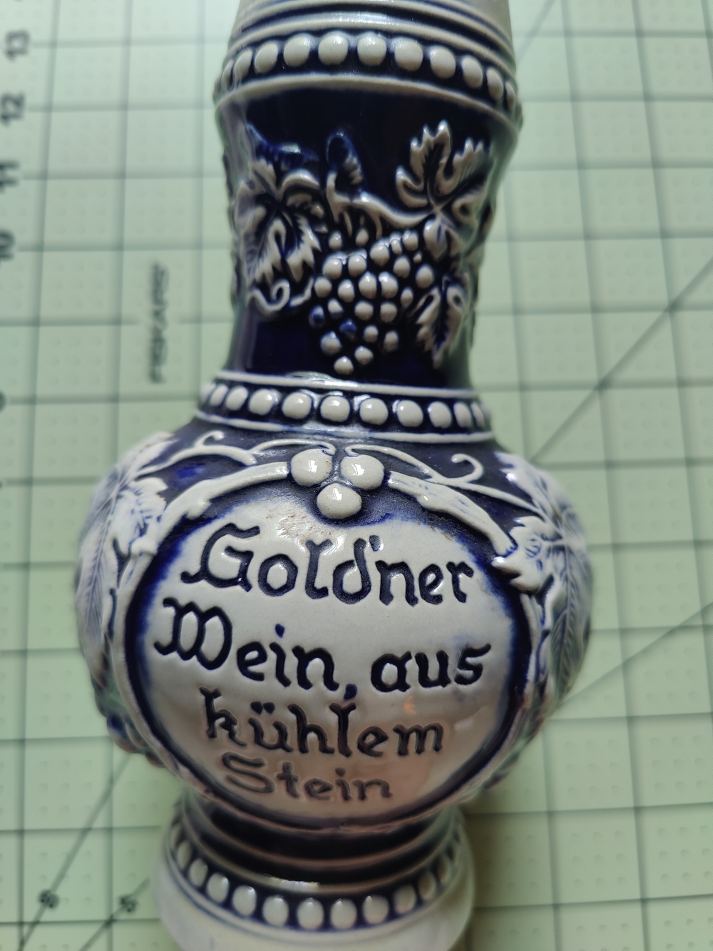 Gerzit German Wine Pitcher